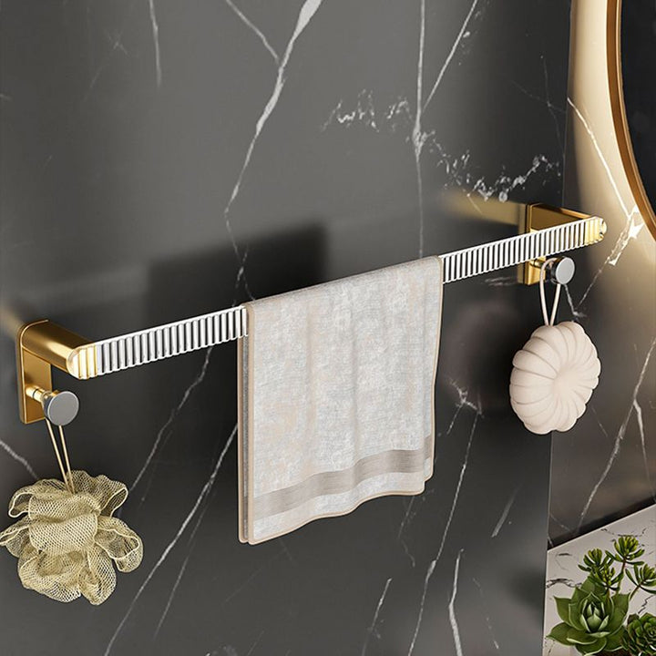 Lisslune | Metal and Acrylic Bathroom Accessory Set Transparent Bathroom Accessories