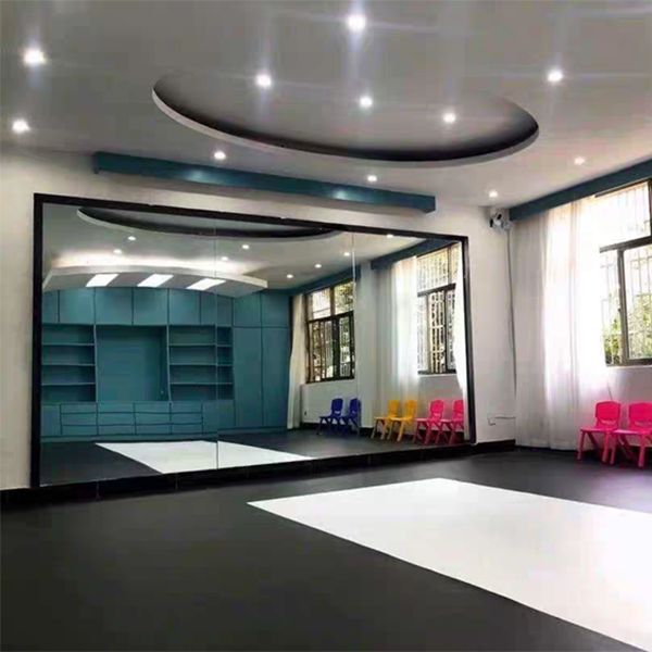 Lisslune | Peel and Stick Vinyl Flooring Fade Resistant Waterproof Vinyl Flooring