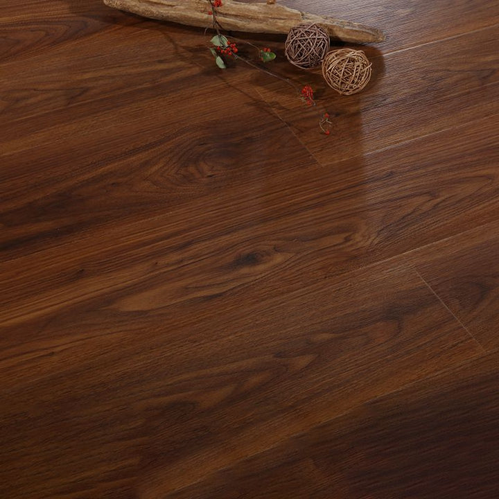 Lisslune | Maple Modern Click Lock Laminate Stain Resistant Laminate Floor