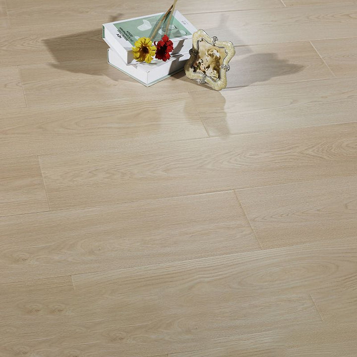 Lisslune | Maple Modern Click Lock Laminate Stain Resistant Laminate Floor