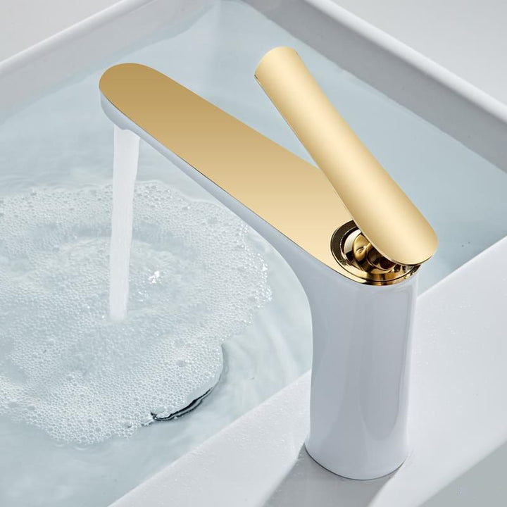 Lisslune | Light Luxury Sink Faucet 6.69" H Modern Brass Sink Faucet