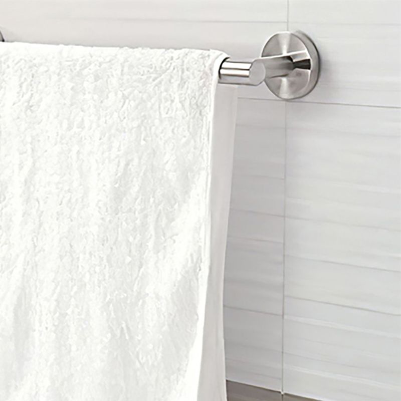 Lisslune | Metal Simple Bathroom Accessories as a Single Piece or in a Set in Silver