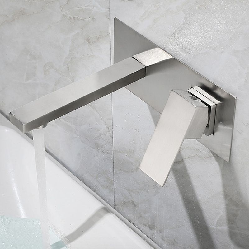 Lisslune | Contemporary style faucets with lever handles Wall-mounted faucets for the bathroom