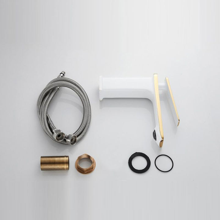 Lisslune | Single Hole Bathroom Faucet 6.69" H Modern Luxury Sink Faucet