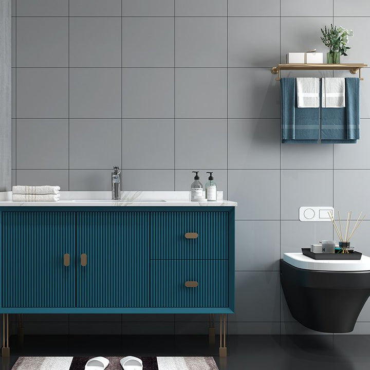 Lisslune | Modern Square Grid Single Plate Plastic Peel & Stick Field Tile