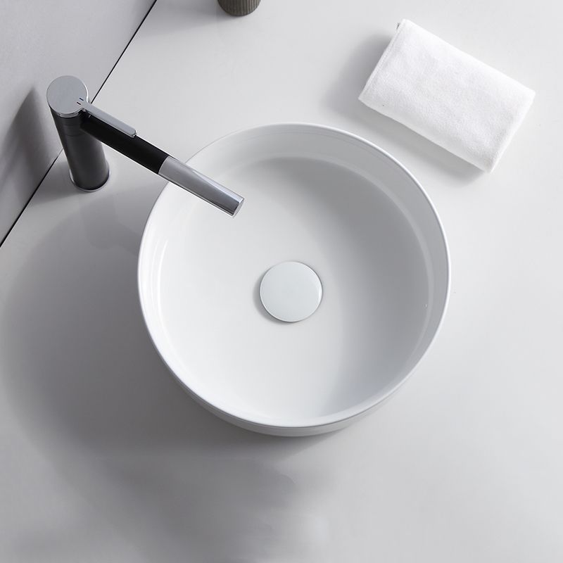 Lisslune | Modern Sink Porcelain Solid Color Round Sink