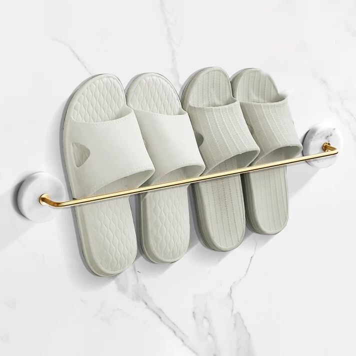 Lisslune | Modern bathroom accessories as a single piece or as a set in marble and metal
