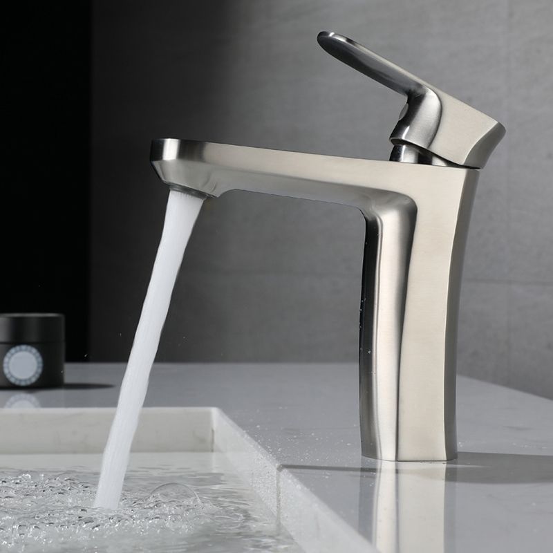 Lisslune | Square 1-Handle Basin Mixer 1 Hole Basin Mixer