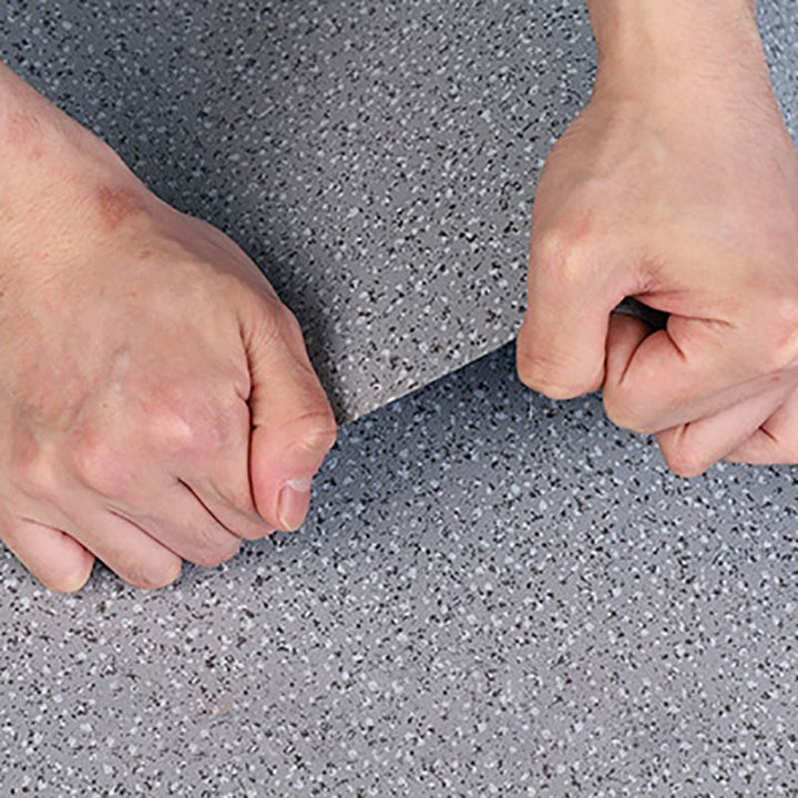Lisslune | Classic Style PVC Floor Covering for Peeling and Gluing Smooth PVC Floor Covering