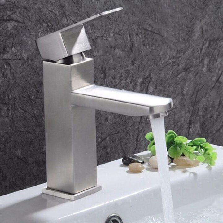 Lisslune | Contemporary Style Faucets Single Handle Basin Bathroom Faucet