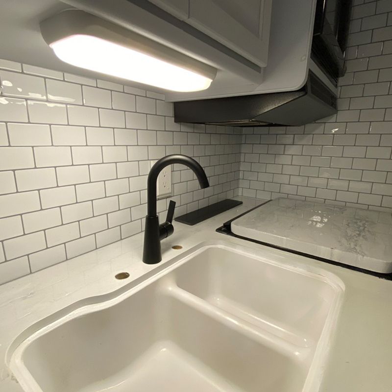 Lisslune | Plastic Peel & Stick Subway Tile Modern Simple Peel & Stick Subway Tile