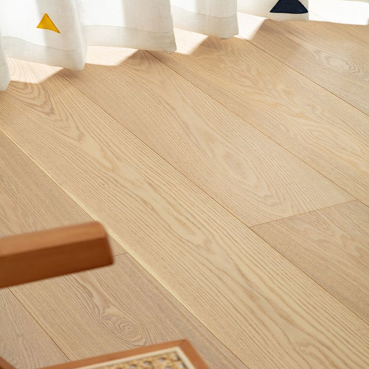 Lisslune | Modern Laminate Plank Flooring Scratch Resistant Click-Lock 15mm Thickness Laminate