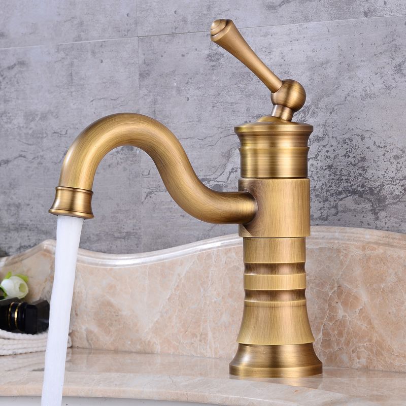Lisslune | Classic basin tap with swivel spout, single lever basin mixer