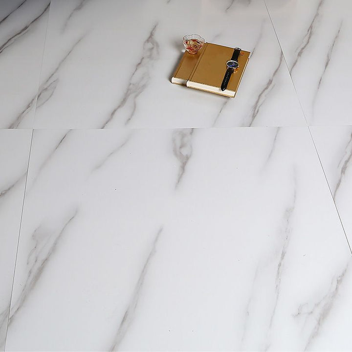 Lisslune | Scratch-resistant Vinyl Floors Self-adhesive Peel and Stick Waterproof Vinyl Flooring