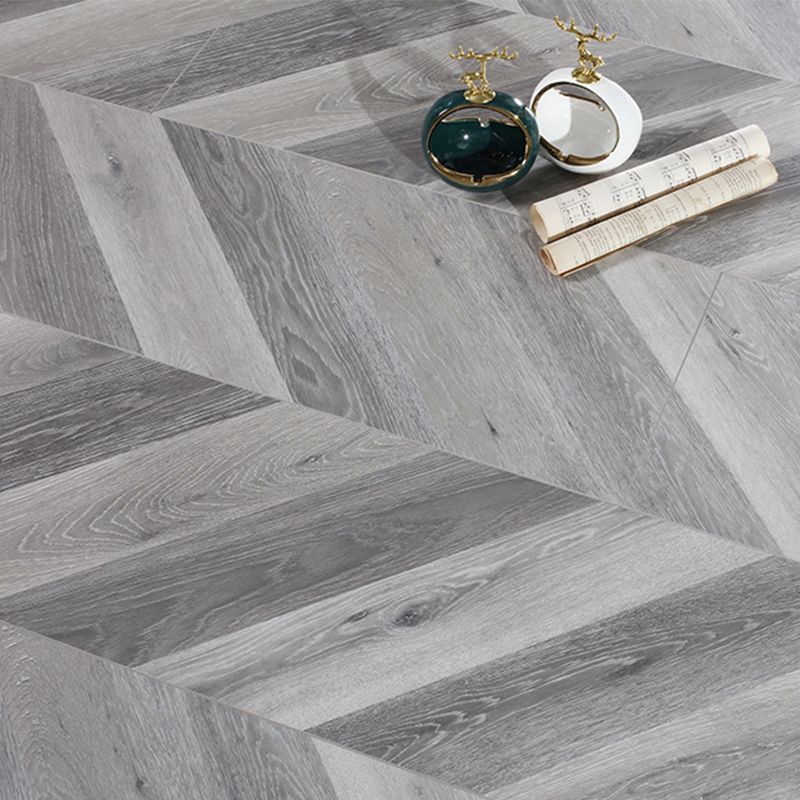 Lisslune | Wood Modern Laminate Flooring Click Lock Stain Resistant Plank Floor