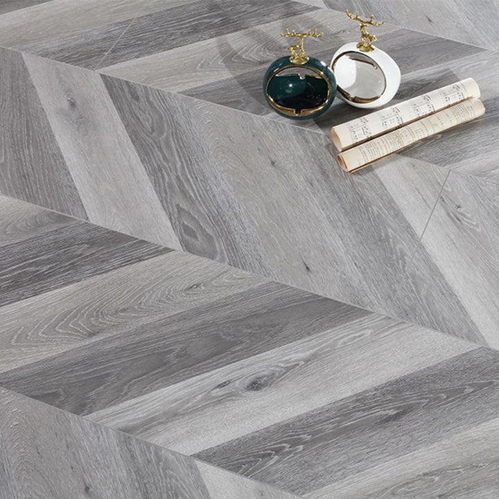 Lisslune | Wood Modern Laminate Flooring Click Lock Stain Resistant Plank Floor