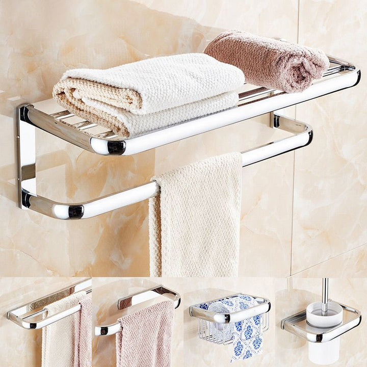 Lisslune | Contemporary silver bathroom set with bathroom shelf and towel rail