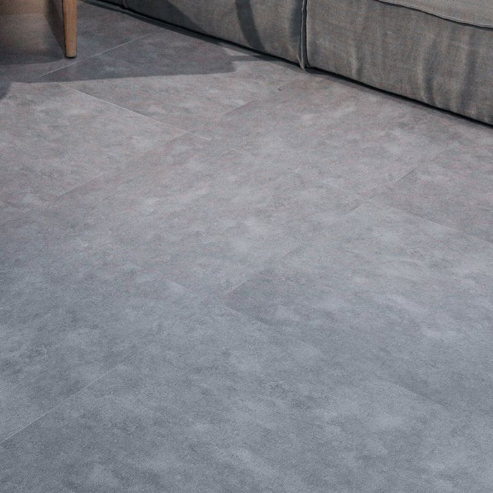 Lisslune | Scratch-resistant Vinyl Floors Self-adhesive Peel and Stick Waterproof Vinyl Flooring