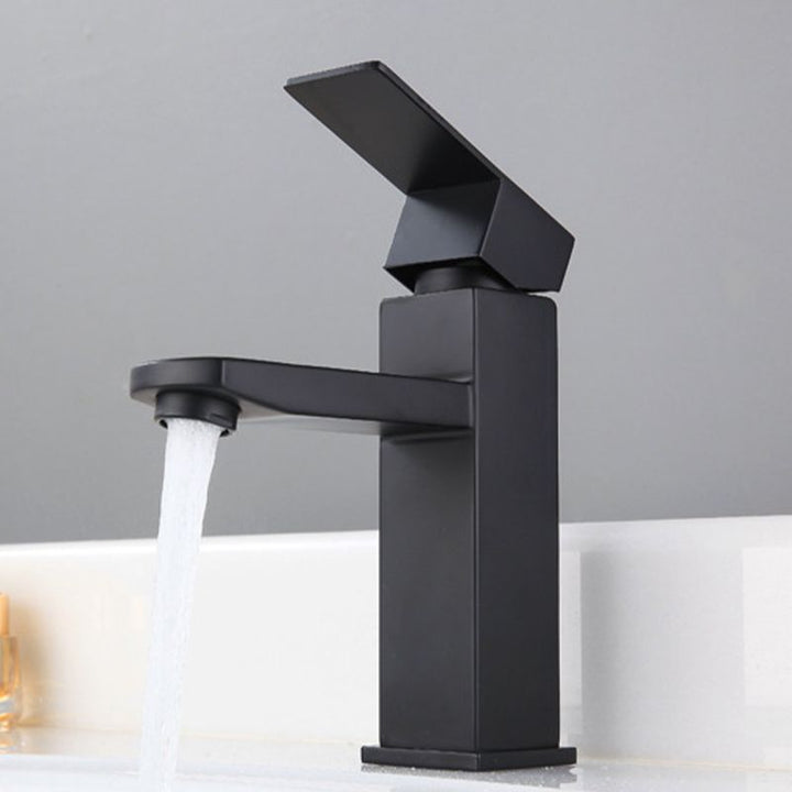 Lisslune | Modern sink faucet centerset bathroom sink faucet in black
