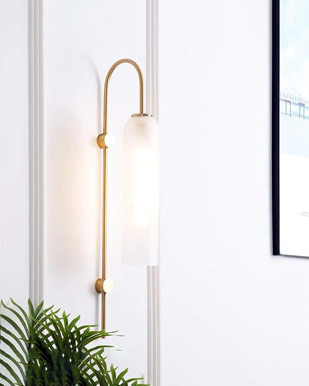 Lisslune | Ithaca Wall Lamp - White