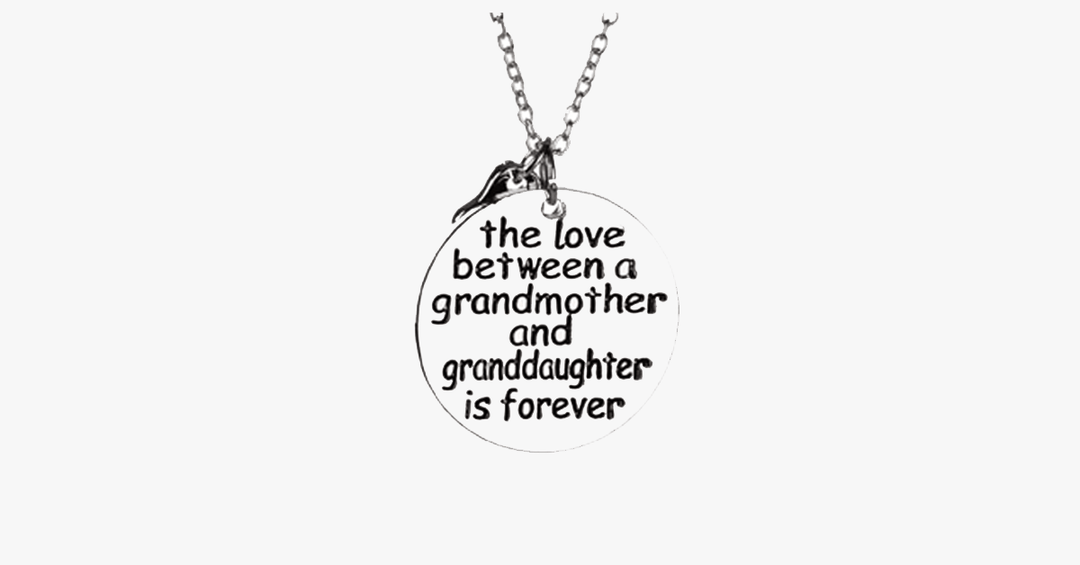 Lisslune | The love between a grandmother and granddaughter is forever necklace
