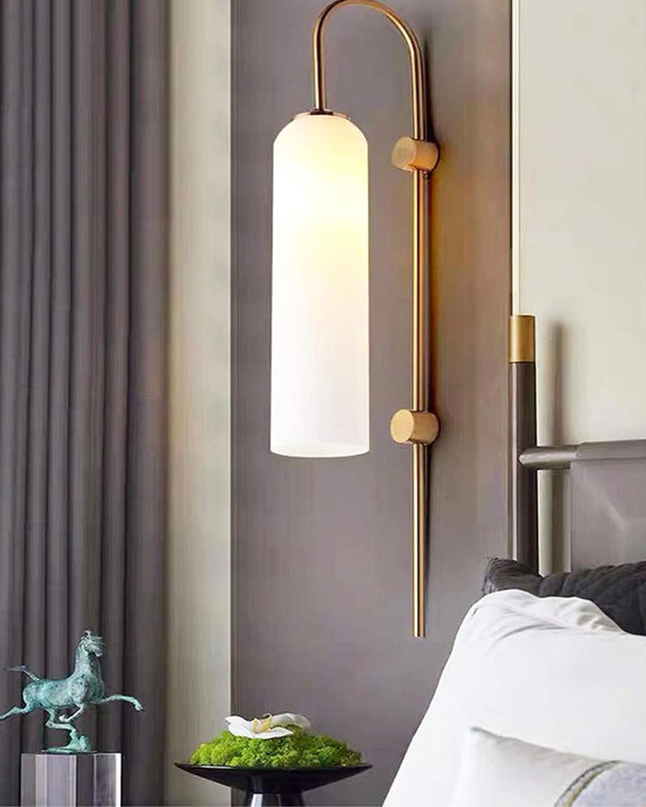 Lisslune | Ithaca Wall Lamp - White