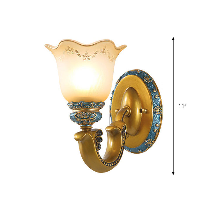 Skørter | Gold 1/2-Light Wall Lamp Antique Opal Glass Woven Bell Wall Light Fixture