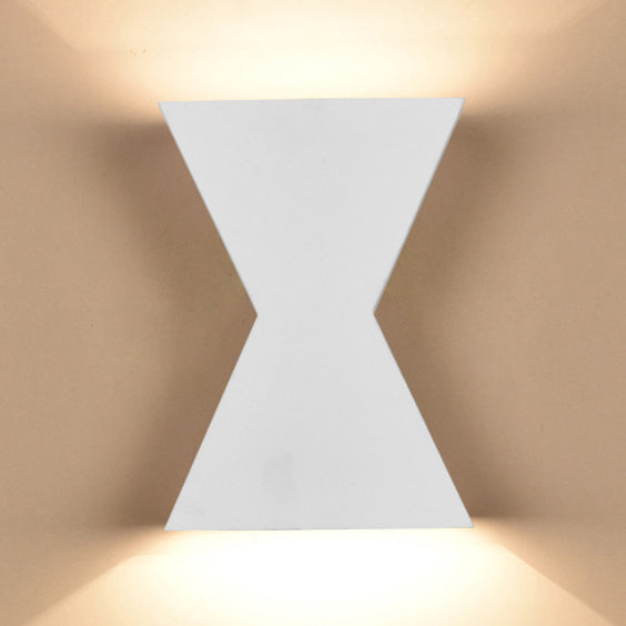 Lisslune | Black/White Hourglass Shadow Wall Wash Light Contemporary LED Metal Wall Lamp in White/Warm Lighting