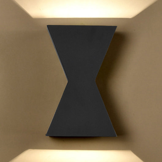 Lisslune | Black/White Hourglass Shadow Wall Wash Light Contemporary LED Metal Wall Lamp in White/Warm Lighting