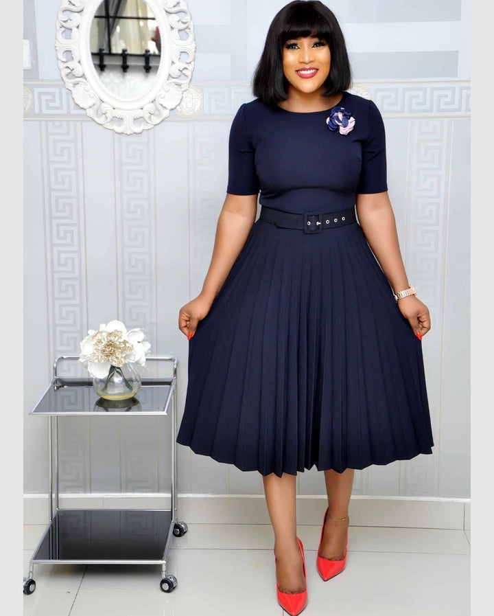 Women's Pleated Dress with Waist Belt and Elegant Silhouette Lisslune