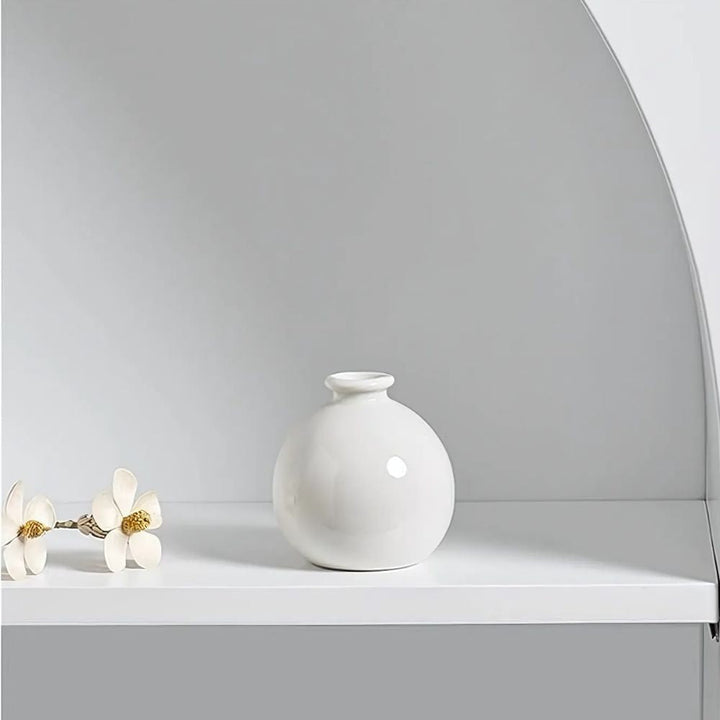 Lisslune | Puffy Pout Vase