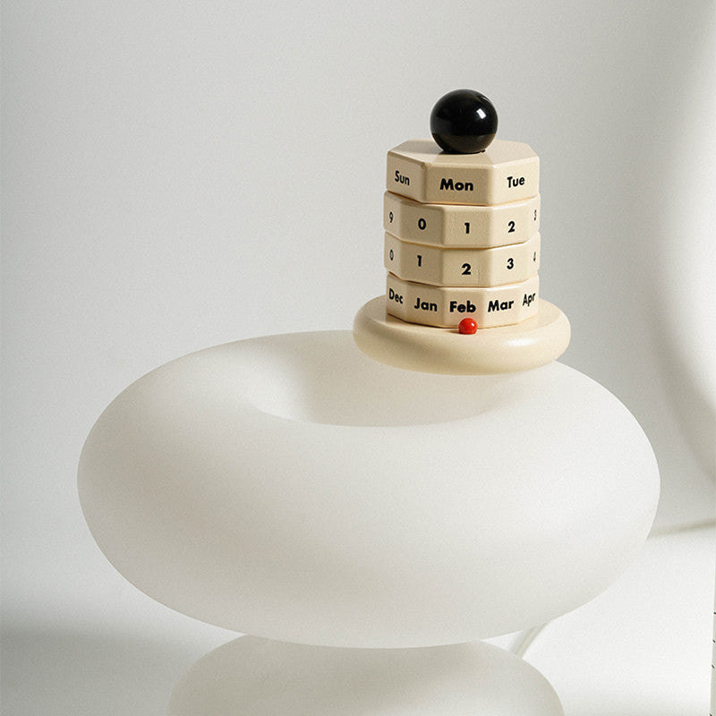 Lisslune | Wooden Creative Perpetual Calendar