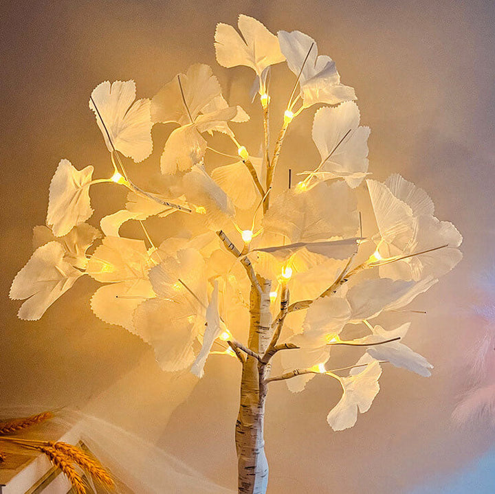 Lisslune | Battery-operated LED illuminated wooden decoration