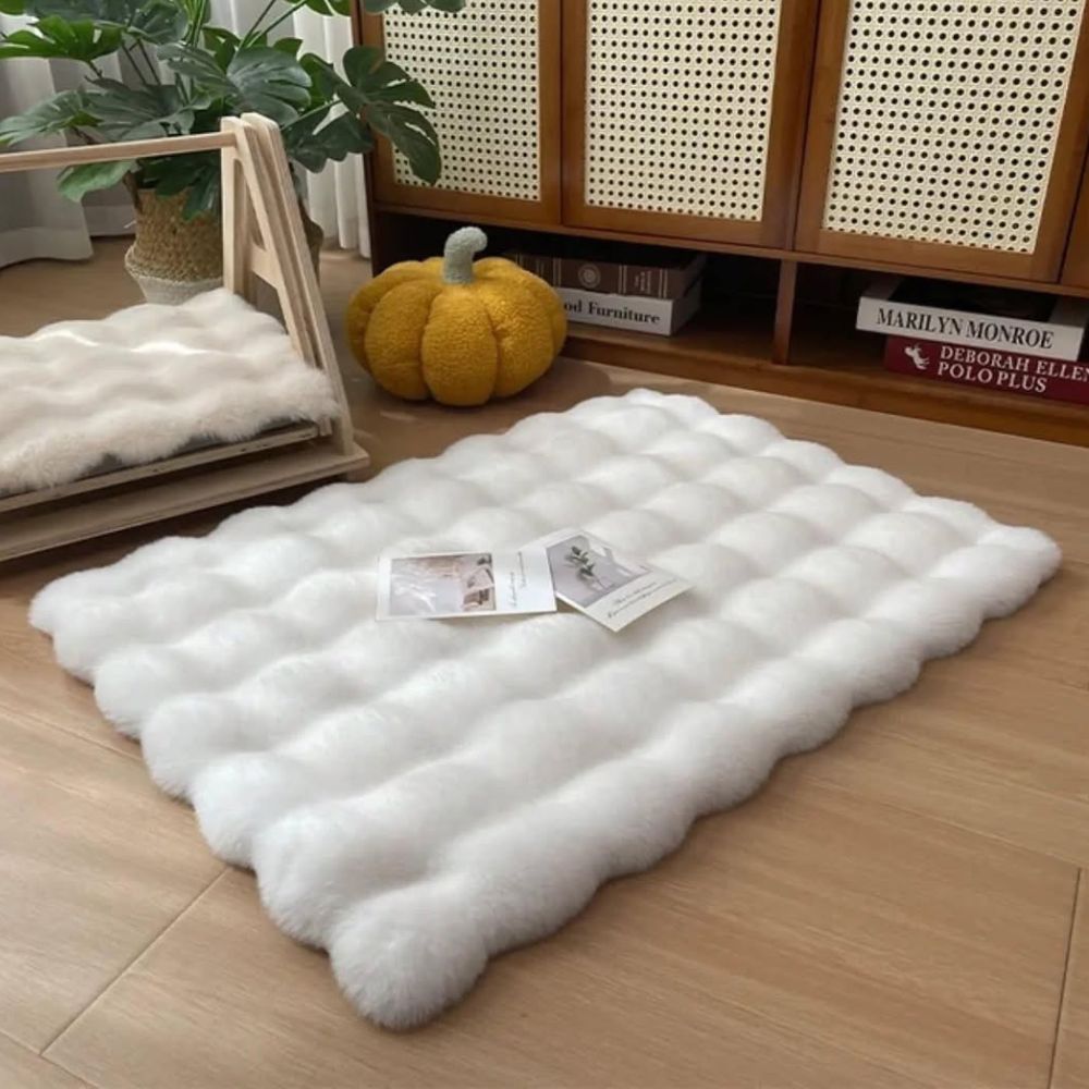 Lisslune | Luxury Synthetic Fur Pet Mat