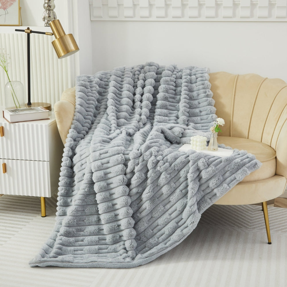 Lisslune | Plush Soft Synthetic Rabbit Blanket