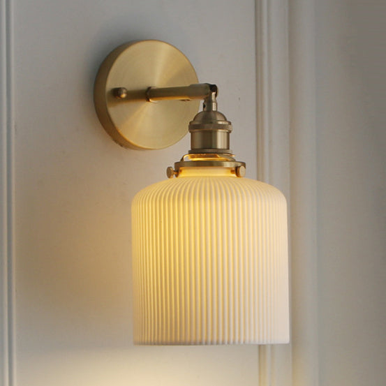 Skørter | Porcelain Wall Light with Brass Lamp Holder Dining Room Foyer 5/6/8.5 inches wide 1 Light Modern Wall Lamp in White