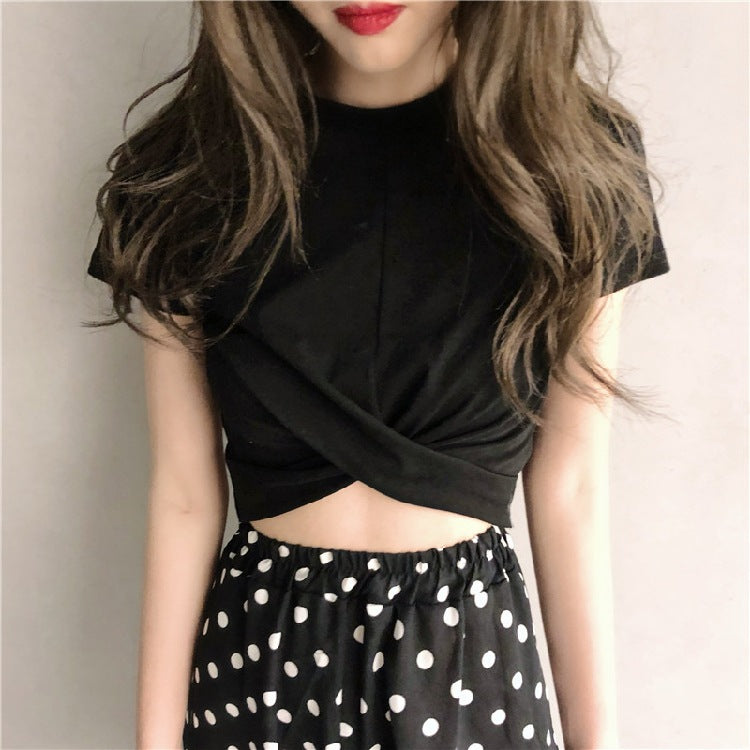 Women's Cropped T-Shirt with sophisticated knot and elegant cut