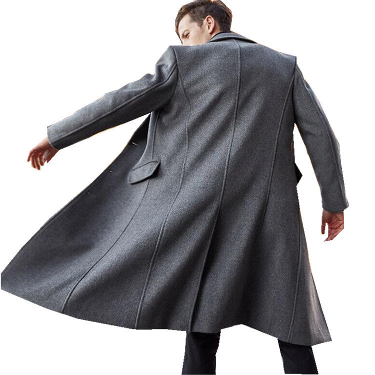 Men's elegant long coat made of high-quality wool with practical lapels Lisslune