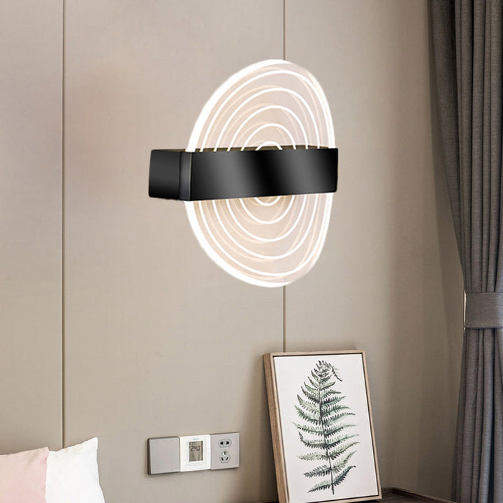 Lisslune | Acrylic Circle Wall Light Wall Mount LED Modern Wall Lamp in Black/Gold for the Living Room