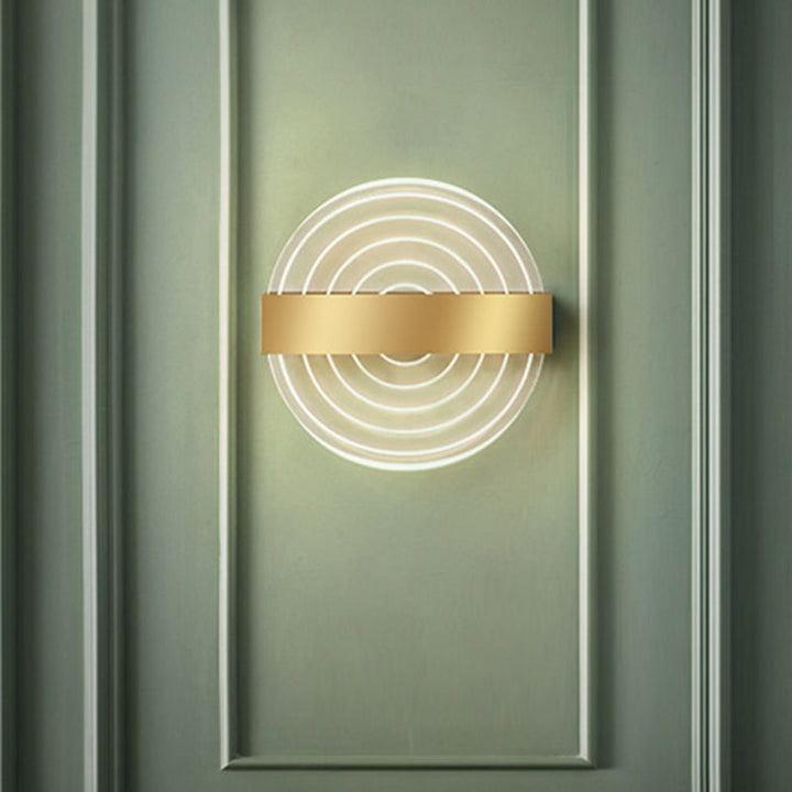 Lisslune | Acrylic Circle Wall Light Wall Mount LED Modern Wall Lamp in Black/Gold for the Living Room