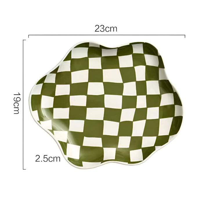 Lisslune | Classic Checkered Ceramic Plate