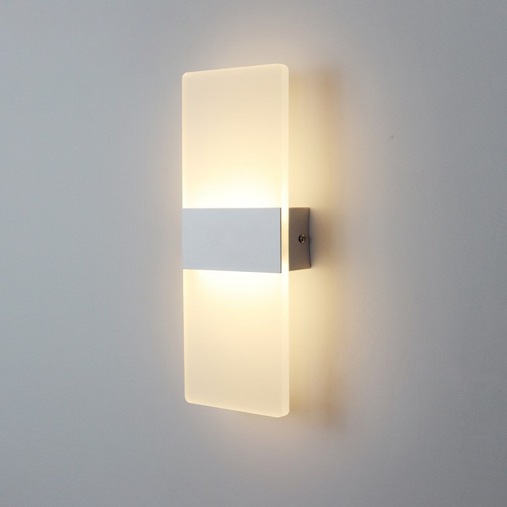 Lisslune | CenturyGlow – Mid-Century Wall Lamp for Timeless Style