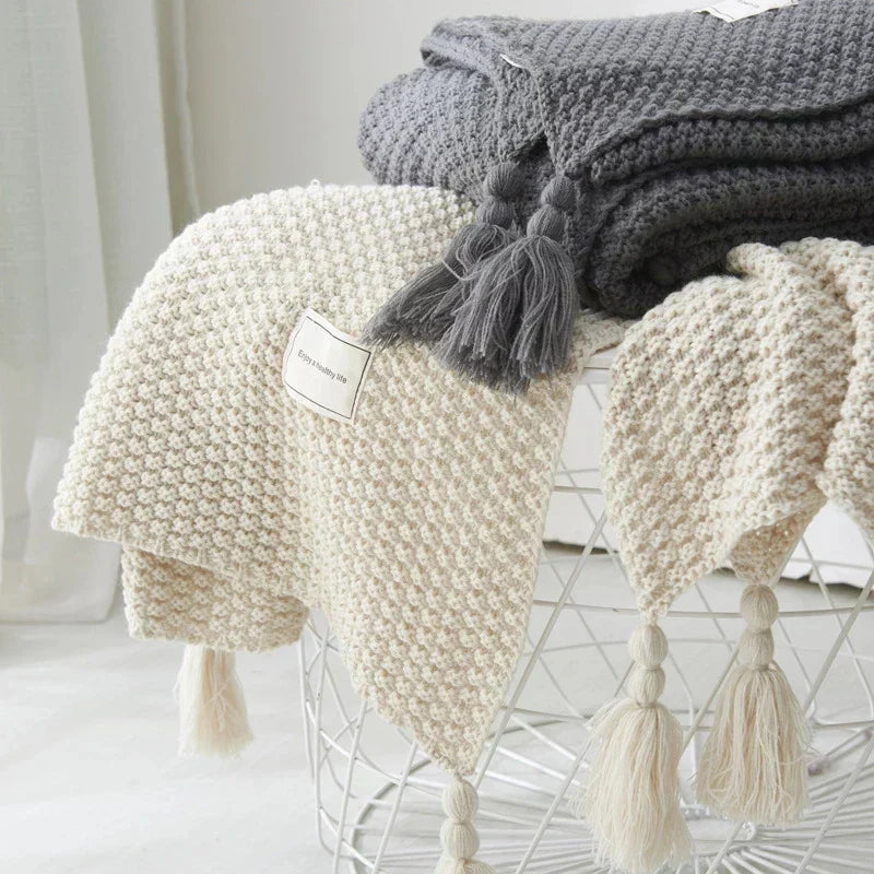 Lisslune | NordiWrap Knitted Wool Blanket with Tassels | Nordic Design | Cozy & Elegant | Perfect for Home
