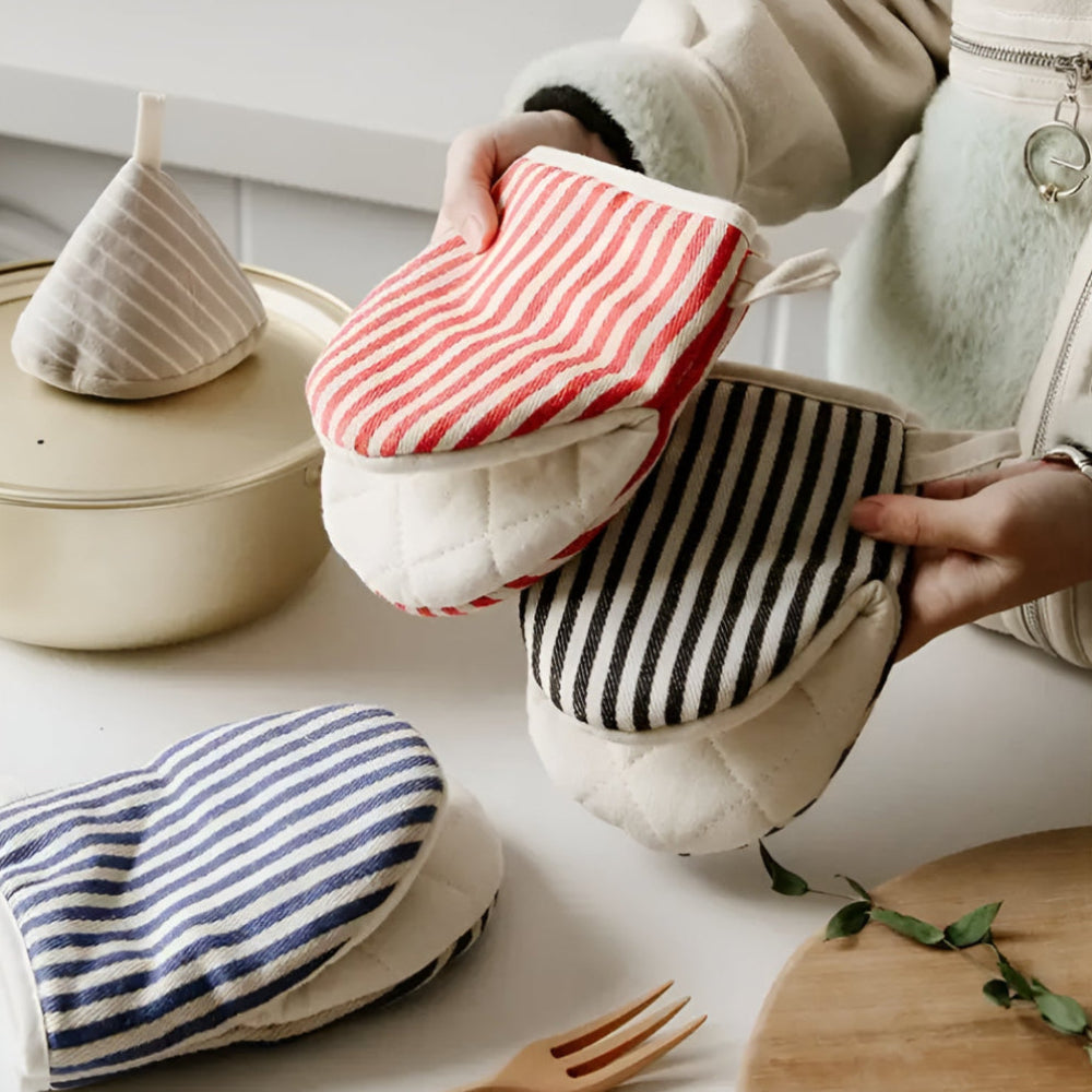 Lisslune | Striped Heat-Resistant Kitchen Mitts
