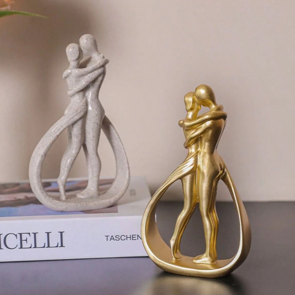 Lisslune | Embrace Resin Couple Sculpture