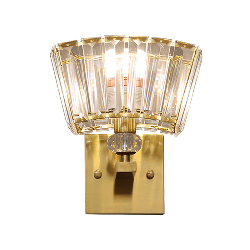Lisslune | Trapezoidal Crystal Blocks Wall Lamp Modern 1 Head Salon Wall Mounted Lamp in Gold