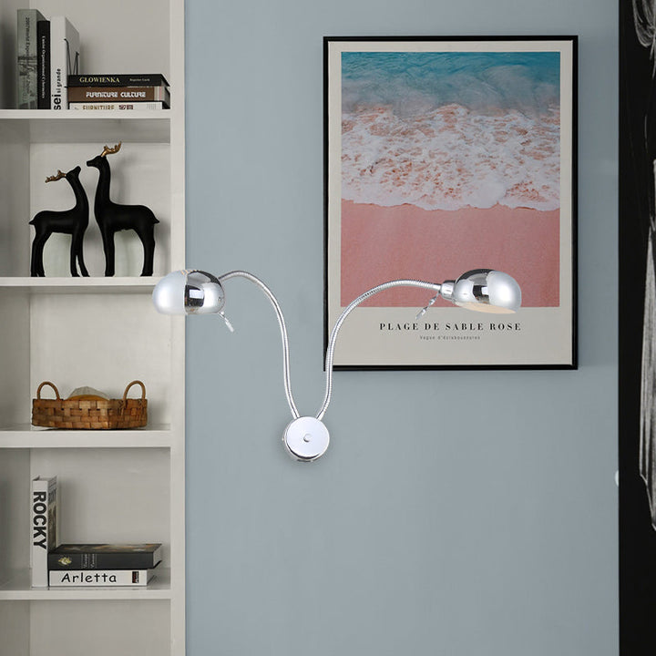 Skørter | Double-headed metal wall lamp industrial style 2 lights bedroom wall lamp with flexible arm in black/chrome