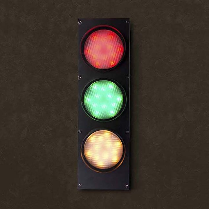 Skørter | Creative traffic light wall-mounted light 3 lights industrial LED wall lighting in black for bar
