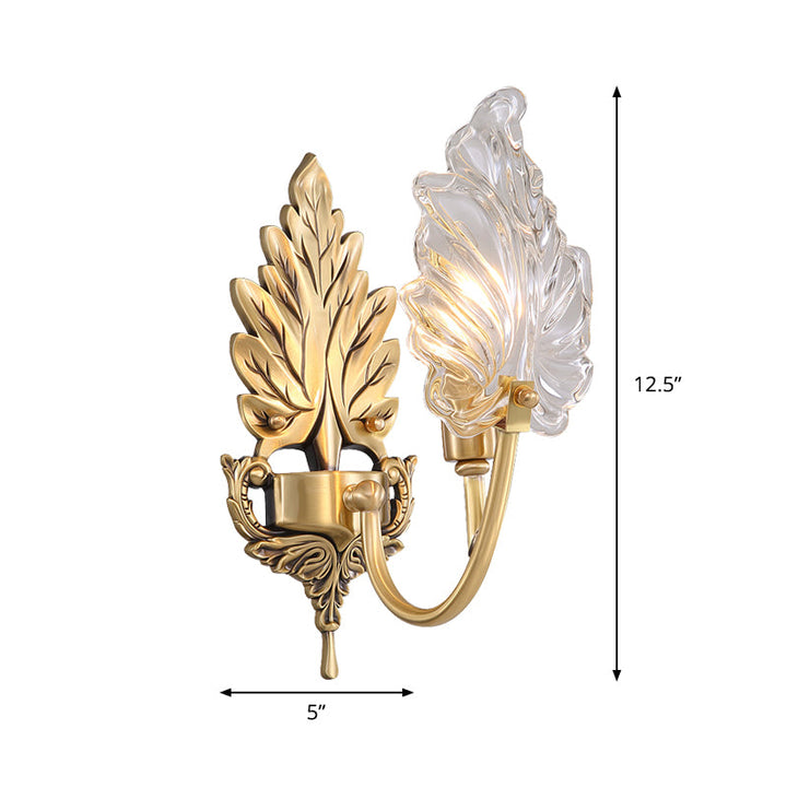 Skørter | Traditional Palm Leaf Wall Light 1/2 Lights Clear Glass Wall Lighting Idea with Curved Arm in Brass