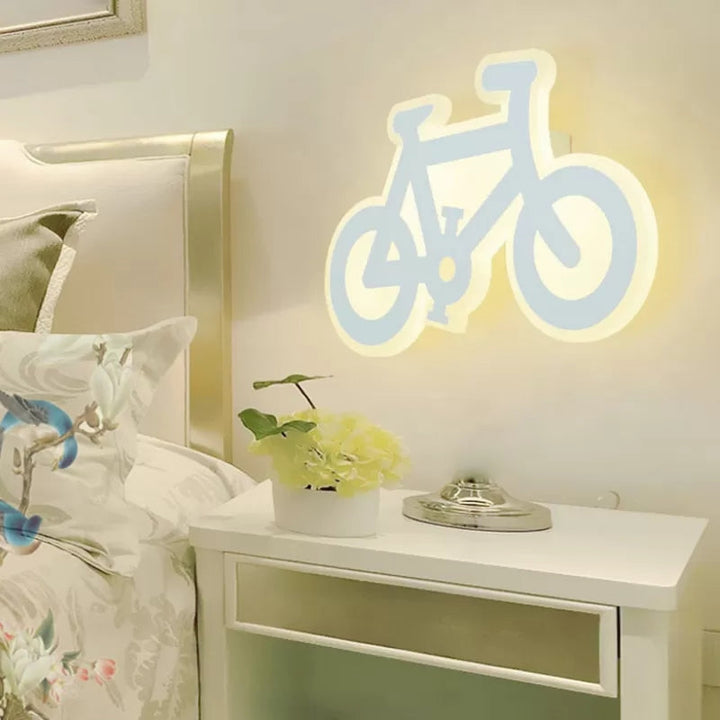Skørter | White Finish LED Wall Lamp Contemporary Creative Acrylic Wall Lamp for Children's Bedroom
